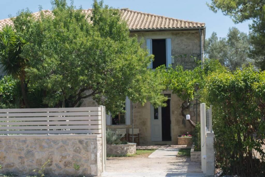 ניקיאנה Villa Rocca מראה חיצוני תמונה